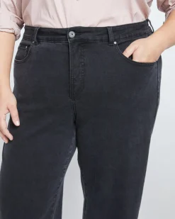 Universal Standard Bae Boyfriend Crop Jeans