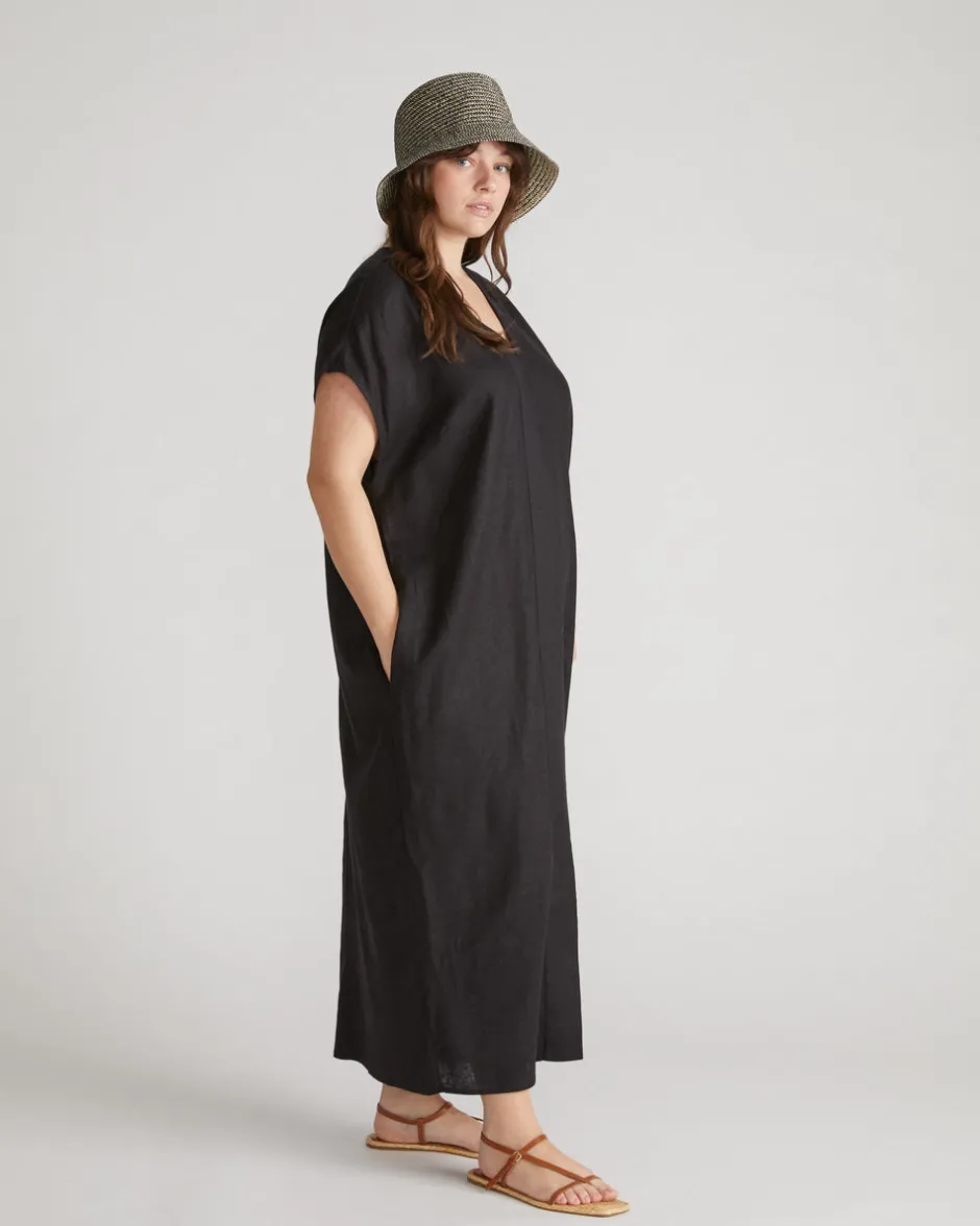Universal Standard Cabana Linen Kaftan