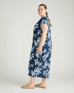 Universal Standard Cabana Linen Kaftan