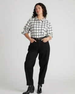 Universal Standard Dakota Twisted Leg Jeans
