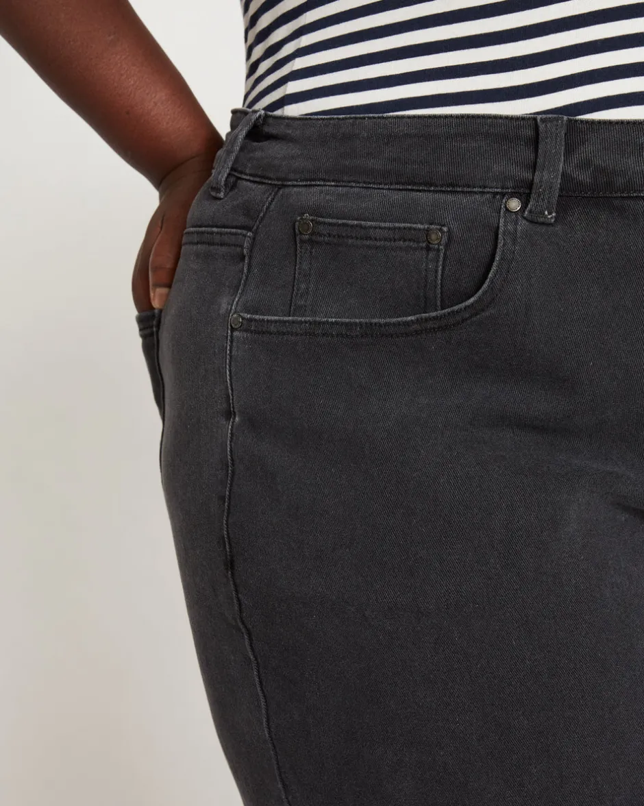 Universal Standard Etta High Rise Straight Leg Jeans 28 Inch