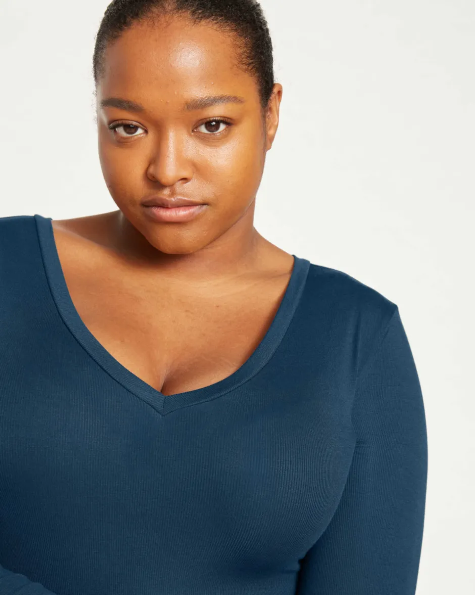 Universal Standard Foundation Long Sleeve V-Neck Tee