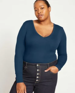Universal Standard Foundation Long Sleeve V-Neck Tee