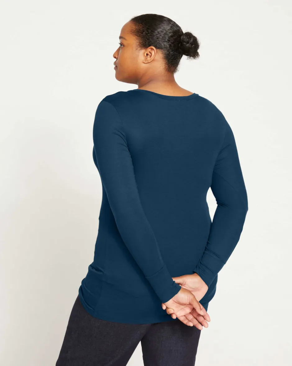 Universal Standard Foundation Long Sleeve V-Neck Tee