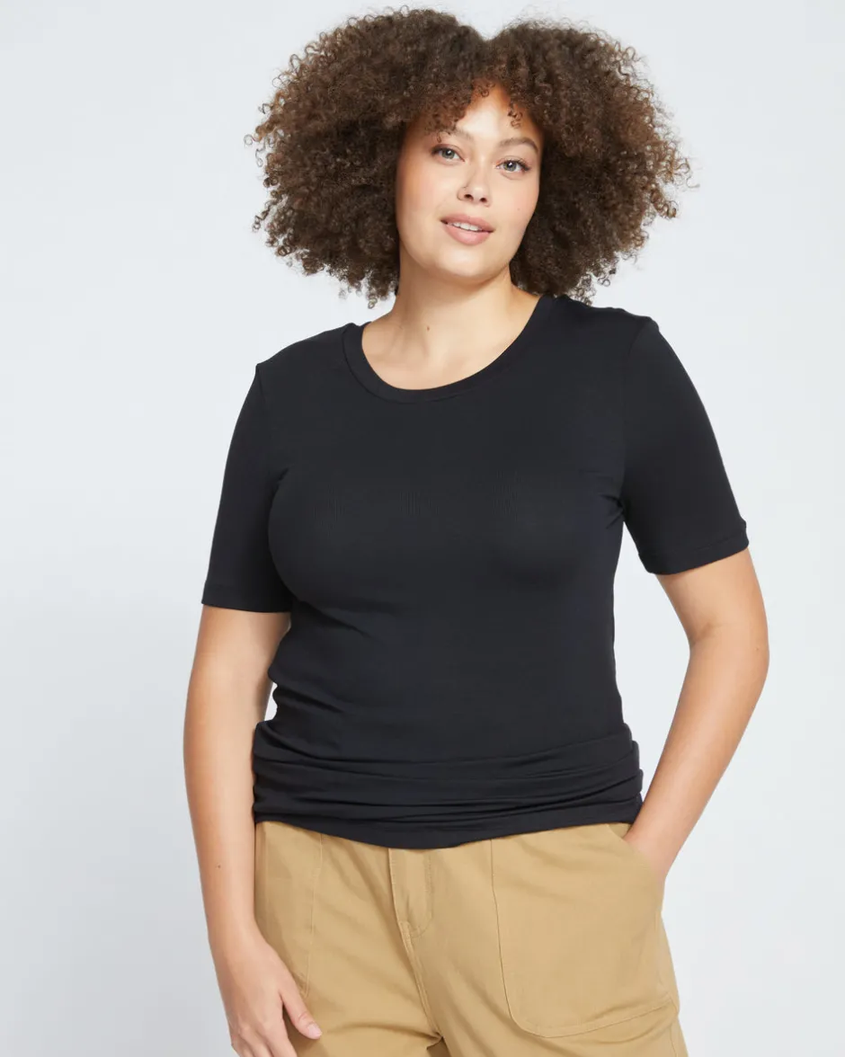 Universal Standard Foundation Short Sleeve Crew Neck Tee