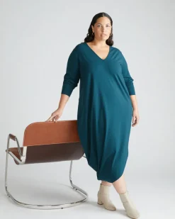 Universal Standard Iconic Long Sleeve V-Neck Geneva Dress