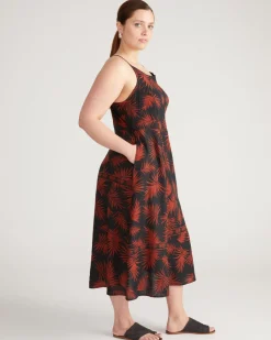 Universal Standard Kuki Linen Dress