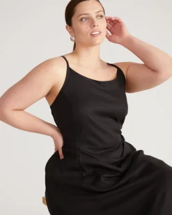 Universal Standard Kuki Linen Dress