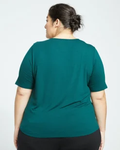 Universal Standard Lily Liquid Jersey Crew Neck Stovepipe Tee