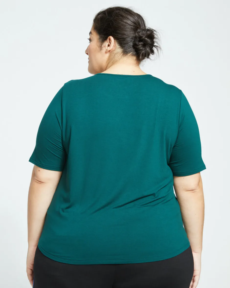 Universal Standard Lily Liquid Jersey Crew Neck Stovepipe Tee