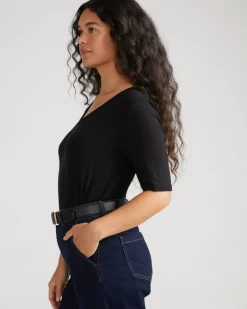 Universal Standard Lily Liquid Jersey V-Neck Stovepipe Tee