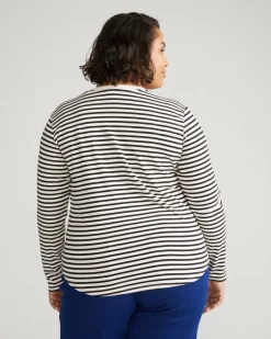 Universal Standard Long Sleeve V Rex