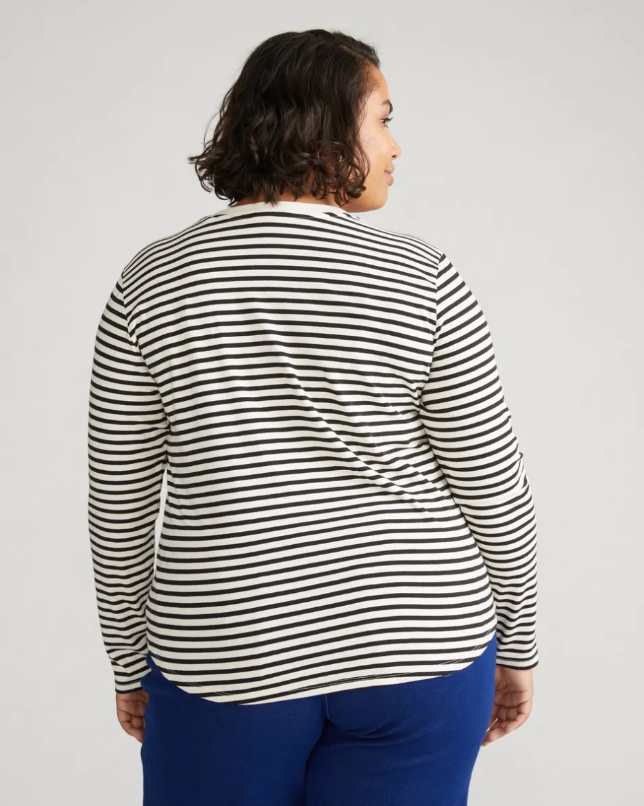 Universal Standard Long Sleeve V Rex