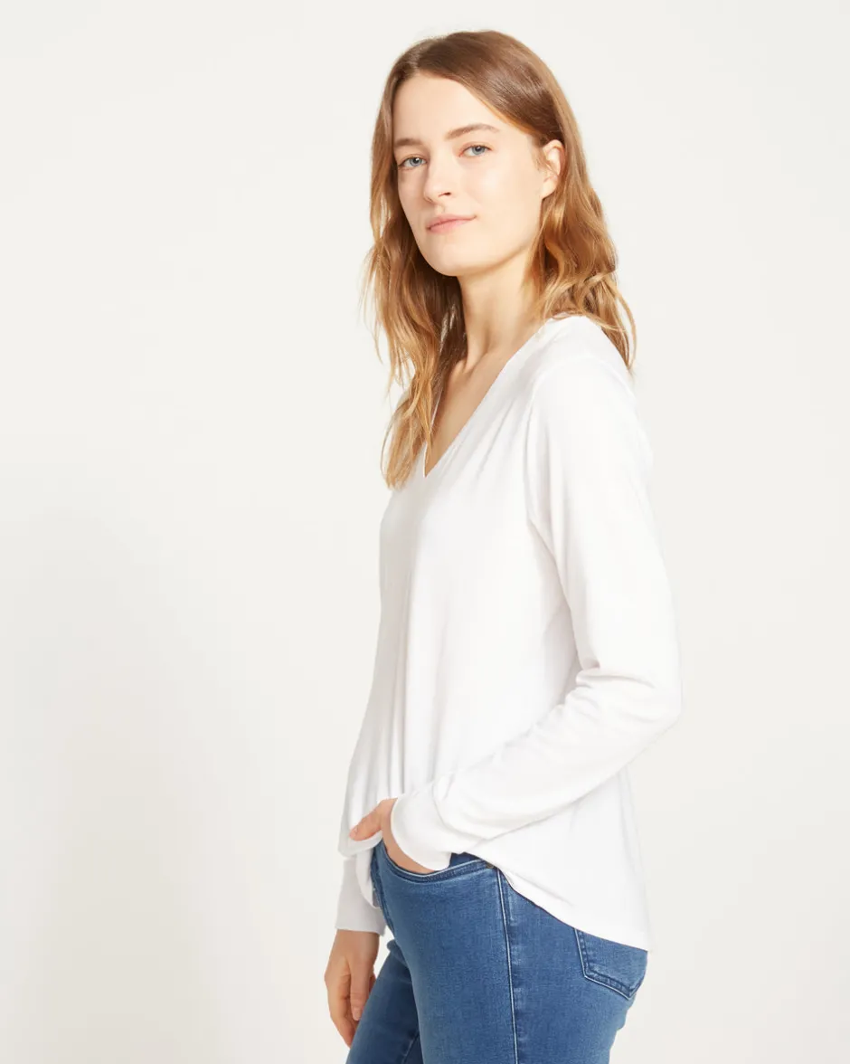 Universal Standard Long Sleeve V Rex