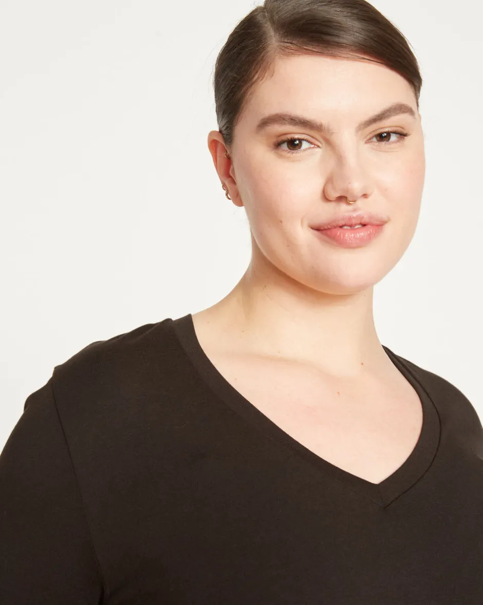 Universal Standard Long Sleeve V Rex