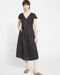 Universal Standard Louvre Bow Back Linen Dress