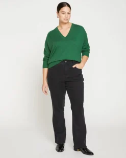 Universal Standard Marne Bootcut Jeans 32 Inch