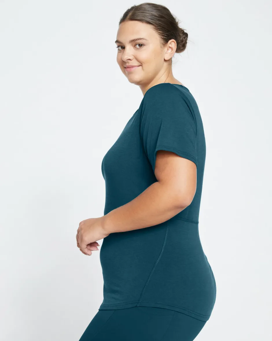 Universal Standard Mia Movement Tee