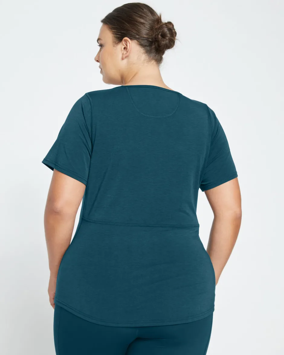 Universal Standard Mia Movement Tee