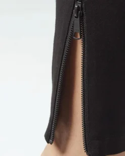 Universal Standard Moro Pocket Signature Ponte Pants