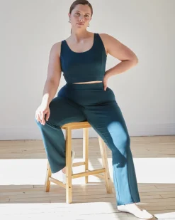 Universal Standard Roya Bootcut Legging