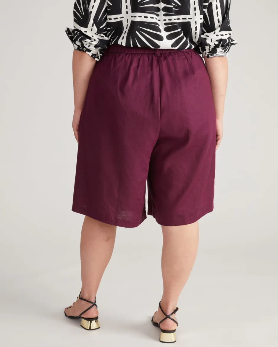 Universal Standard Seaport Tailored Linen Short