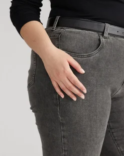 Universal Standard Seine High Rise Skinny Jeans 30 Inch
