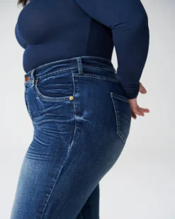 Universal Standard Seine High Rise Skinny Jeans Petite