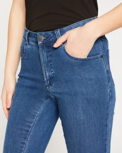 Universal Standard Seine High Rise Skinny Jeans 32 Inch