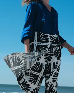 Universal Standard Villa Linen Wrap Culottes